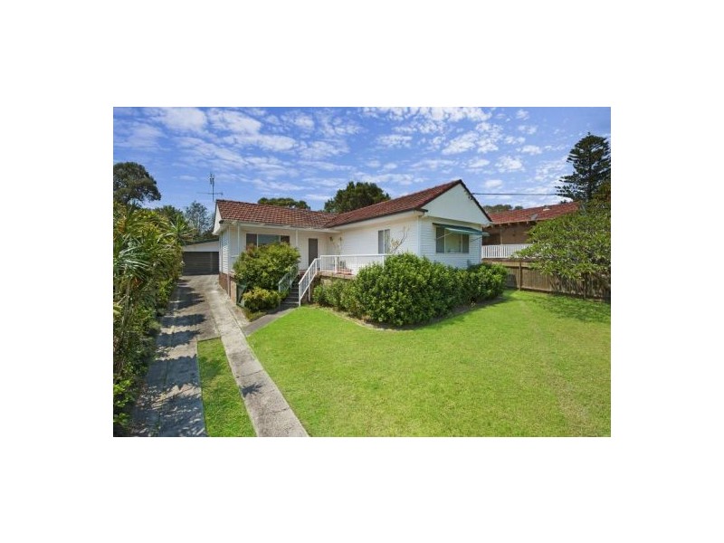 15 Webb Street, East Gosford NSW 2250