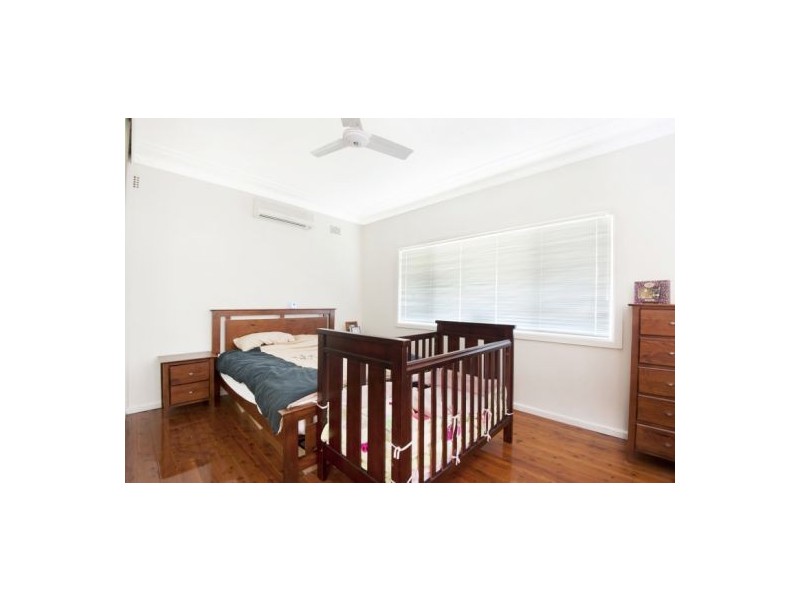 15 Webb Street, East Gosford NSW 2250