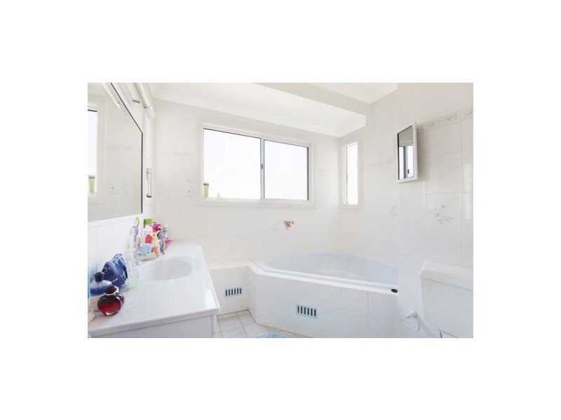 15 Webb Street, East Gosford NSW 2250