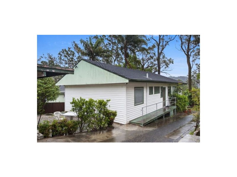 9 Cristina Avenue, Niagara Park NSW 2250