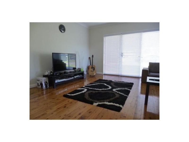 58 Orange Parade, Wyoming NSW 2250