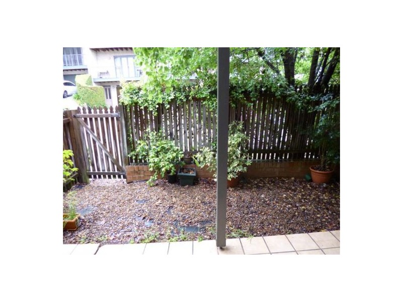 6/61 Beane Street, Gosford NSW 2250