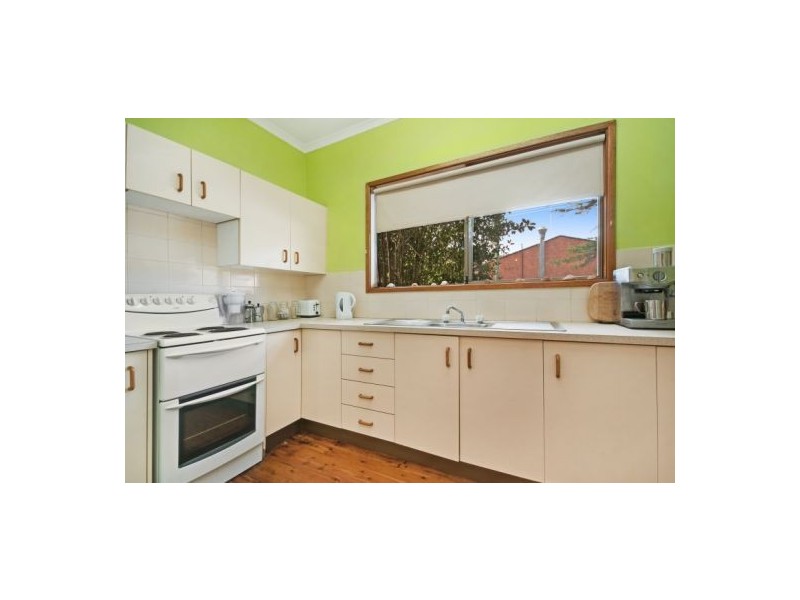 125 Maidens Brush Road, Wyoming NSW 2250