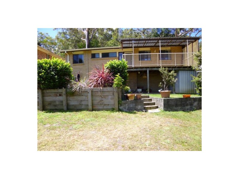 14 Macgregor Street, Wyoming NSW 2250