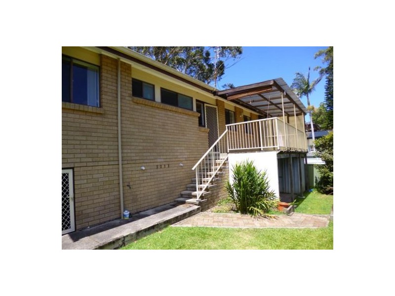 14 Macgregor Street, Wyoming NSW 2250