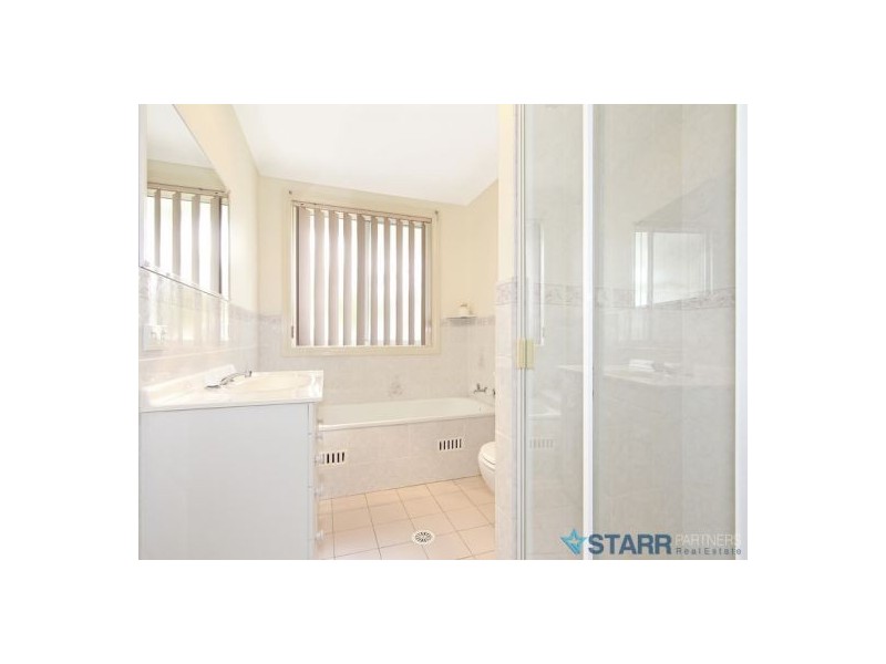 1/9 Gladys Manley Avenue, Kincumber NSW 2251