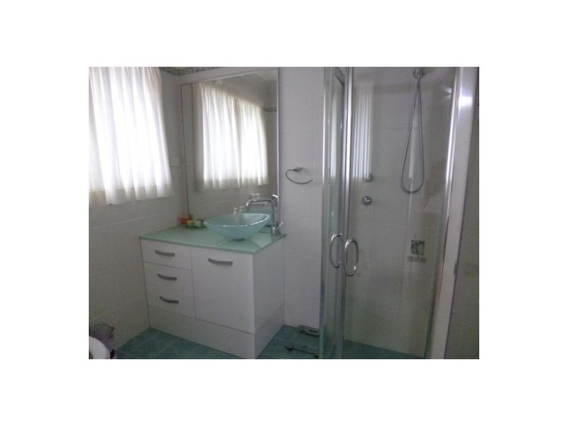 9 Avalon Road, Springfield NSW 2250