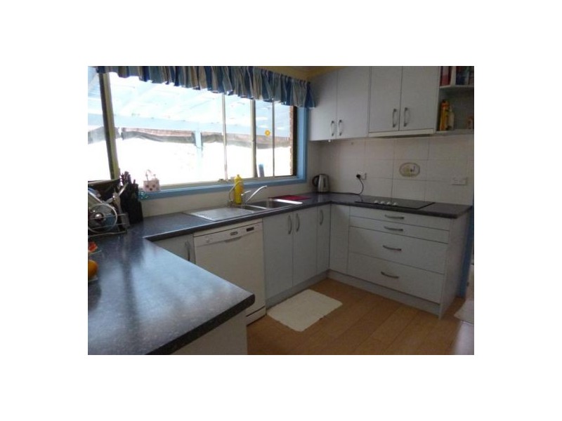 9 Avalon Road, Springfield NSW 2250