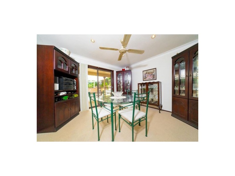 17 Calantha Drive, Wyoming NSW 2250