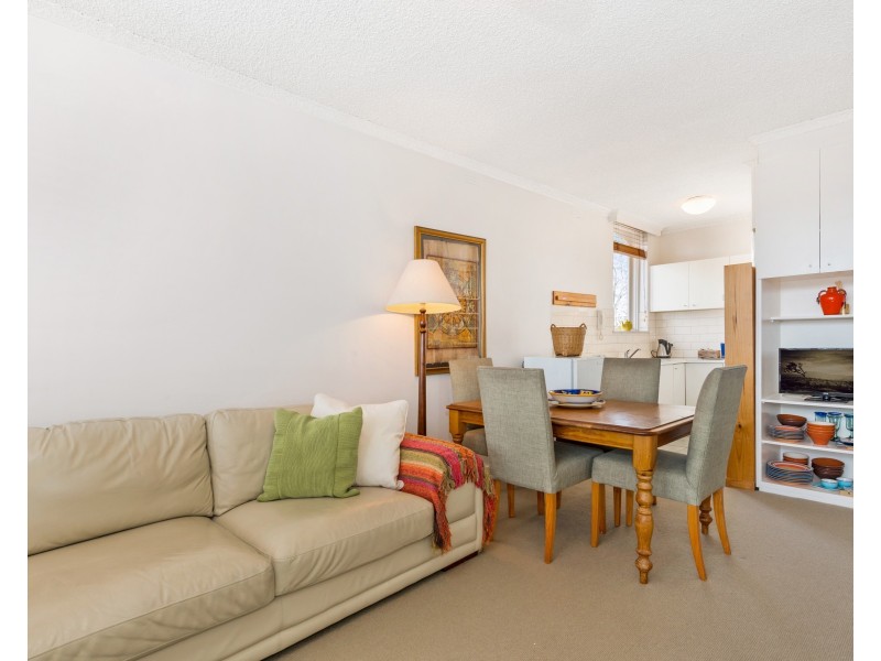 14/1 Acland Street, St Kilda VIC 3182