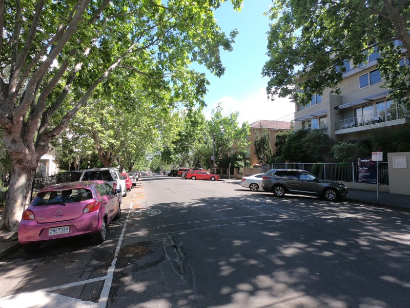 2/23 Acland Street, St Kilda VIC 3182