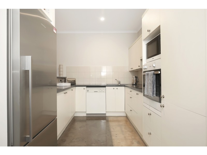 15 Coromandel Place, Melbourne VIC 3000