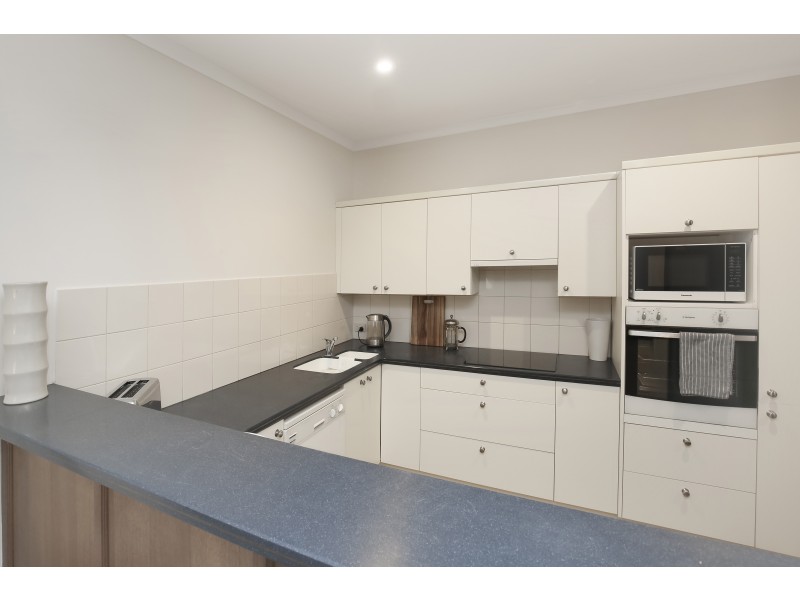 15 Coromandel Place, Melbourne VIC 3000