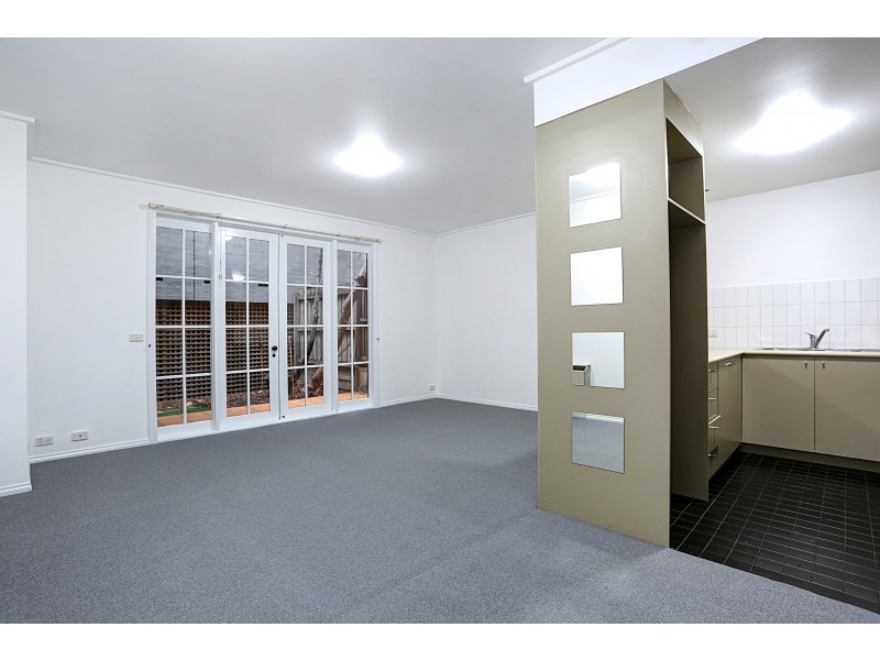 19/151-153 Fitzroy Street, St Kilda VIC 3182
