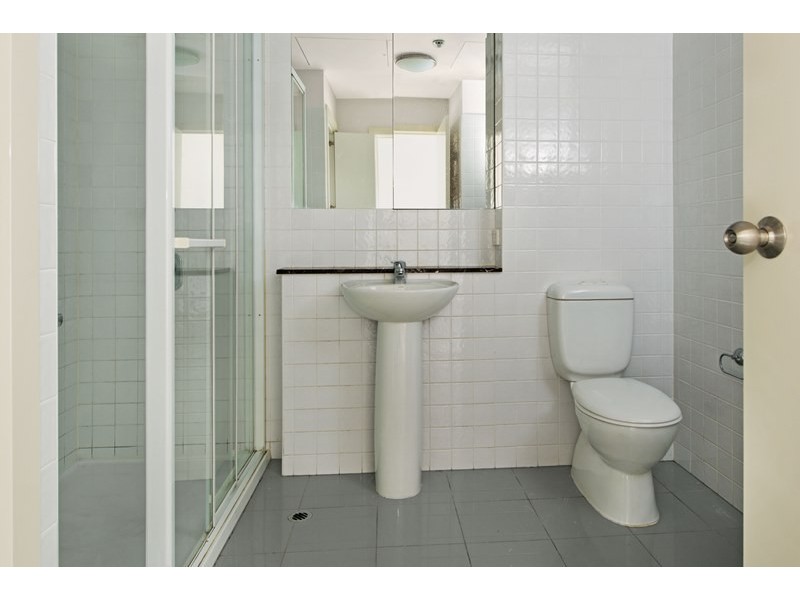 2211/250 Elizabeth Street, Melbourne VIC 3000