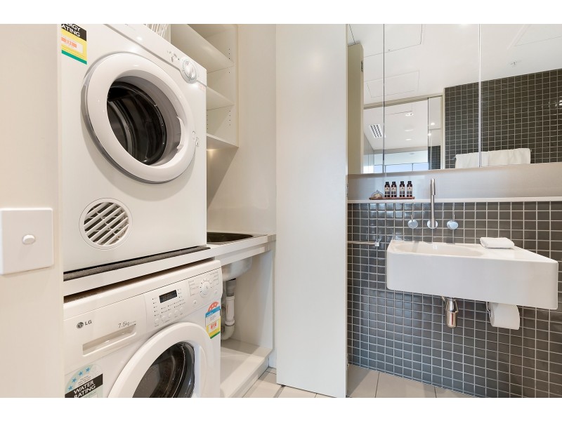 1411/1 Freshwater Place, Southbank VIC 3006