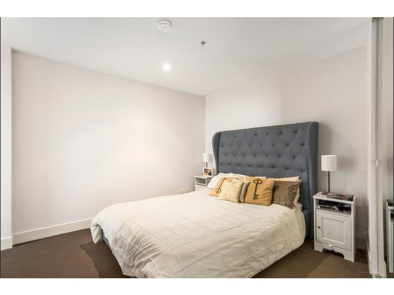 825/32 Bray Street, South Yarra VIC 3141