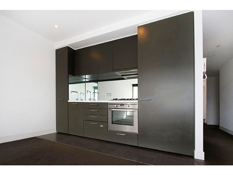825/32 Bray Street, South Yarra VIC 3141