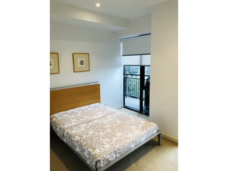 713/80 Clarendon Street, Southbank VIC 3006