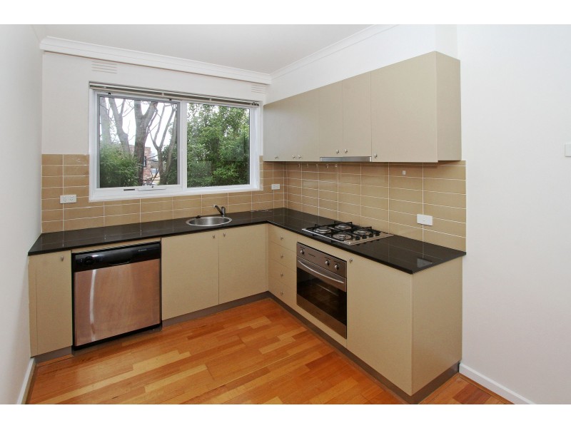6/2 Hertford Street, St Kilda East VIC 3183