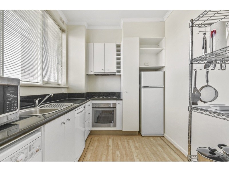 8/19 Kensington Road, South Yarra VIC 3141