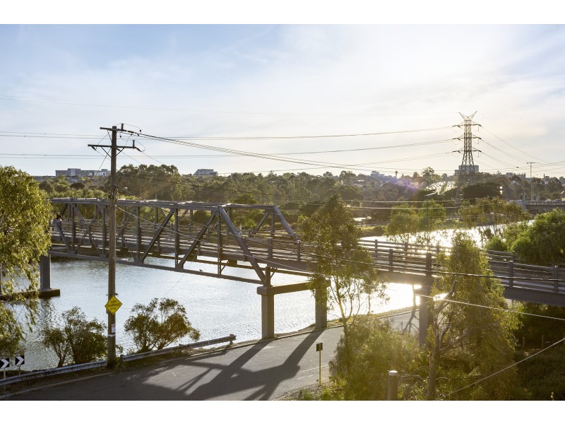 334/89 Hobsons Road, Kensington VIC 3031