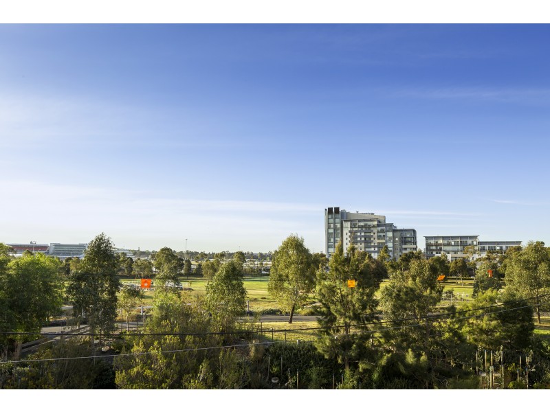334/89 Hobsons Road, Kensington VIC 3031