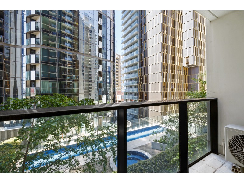815/33 Mackenzie Street, Melbourne VIC 3000