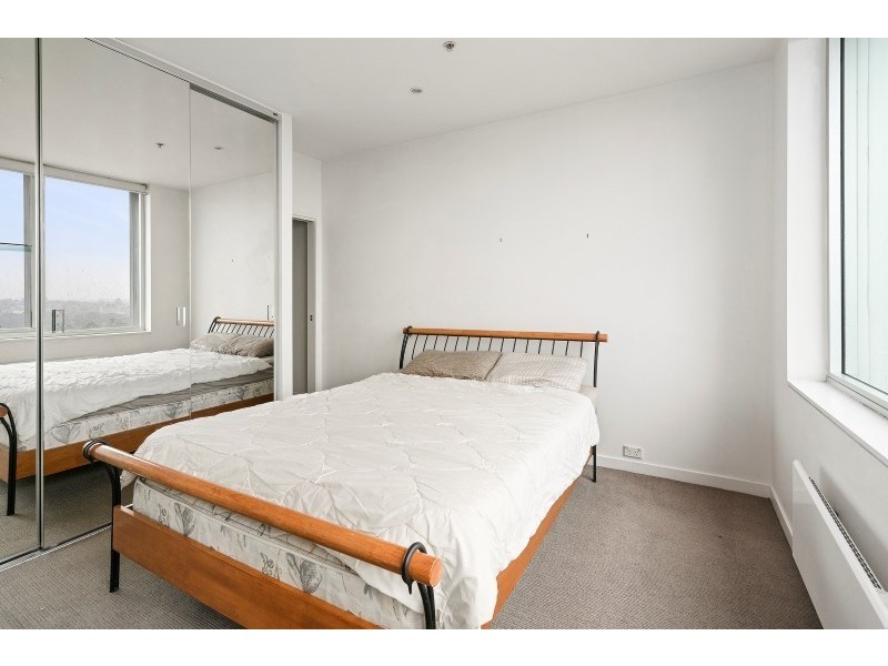 1101/166 Wellington Parade, East Melbourne VIC 3002