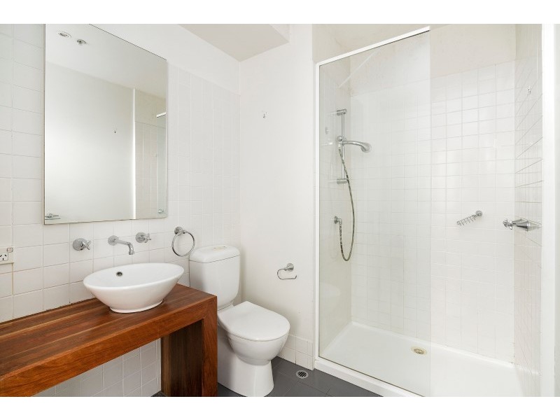 1101/166 Wellington Parade, East Melbourne VIC 3002