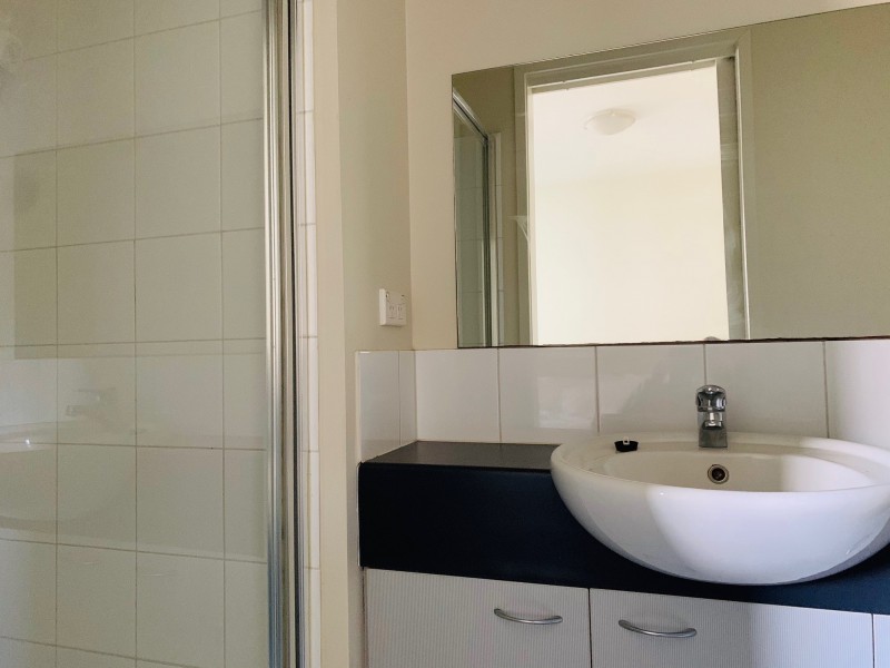 814/528 Swanston Street, Carlton VIC 3053