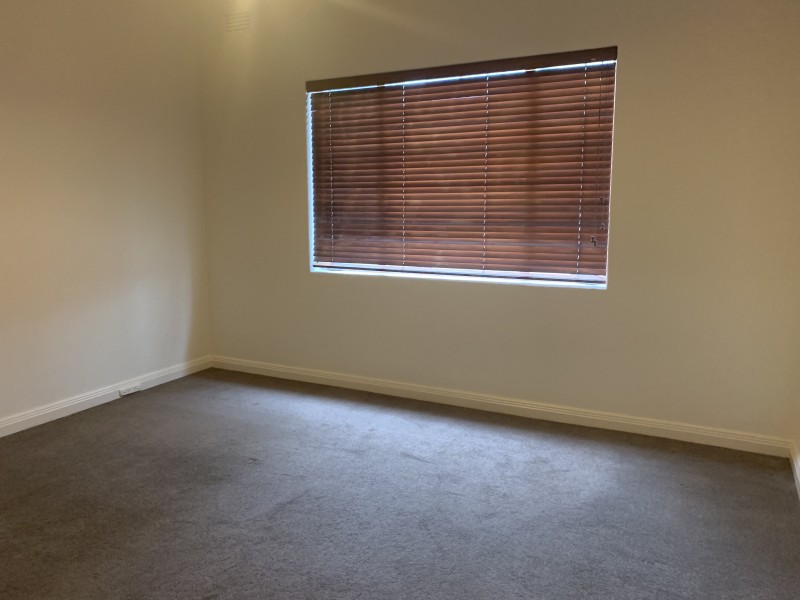 2/58 Queens Road, Melbourne VIC 3004