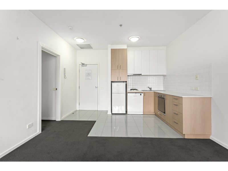 2004/250 Elizabeth Street, Melbourne VIC 3000