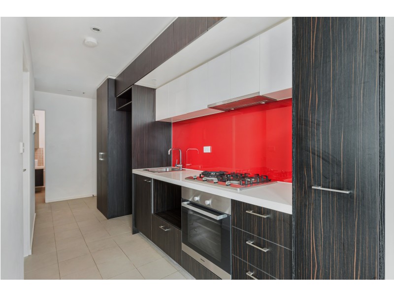 1907/8 Sutherland Street, Melbourne VIC 3000