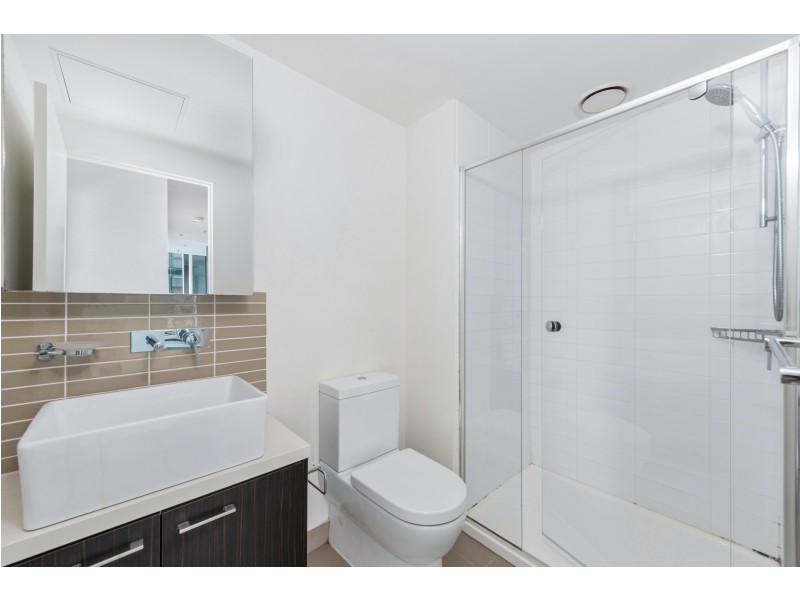 1907/8 Sutherland Street, Melbourne VIC 3000