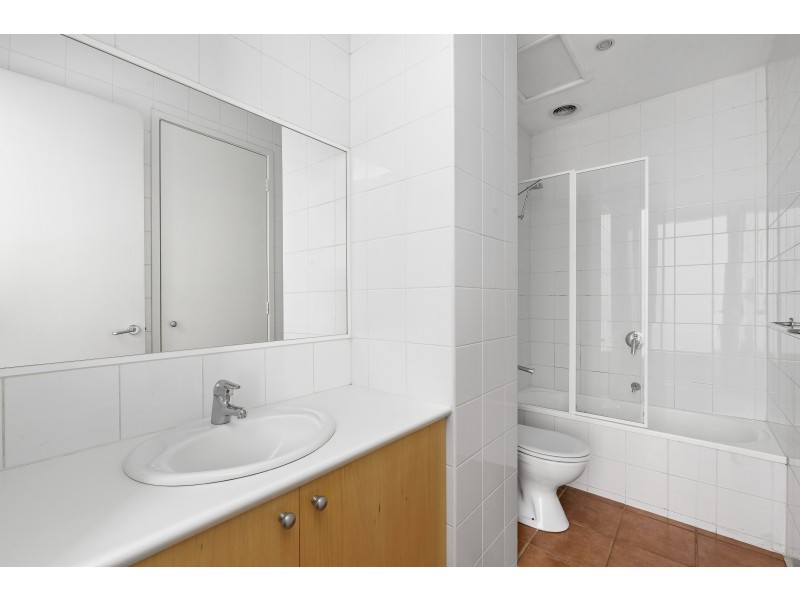 6/6 Anthony Street, Melbourne VIC 3000