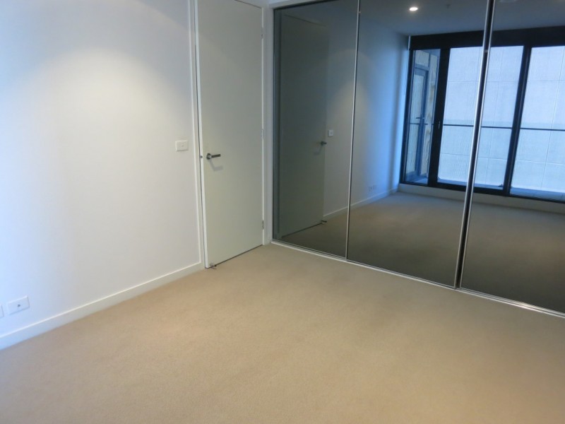 1013/50 Albert Road, South Melbourne VIC 3205