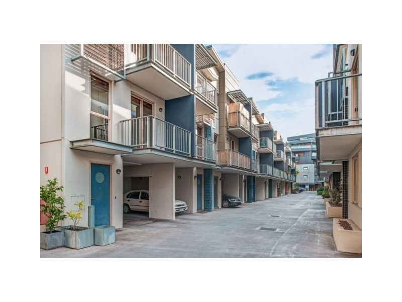 3/80 Trenerry Crescent, Abbotsford VIC 3067