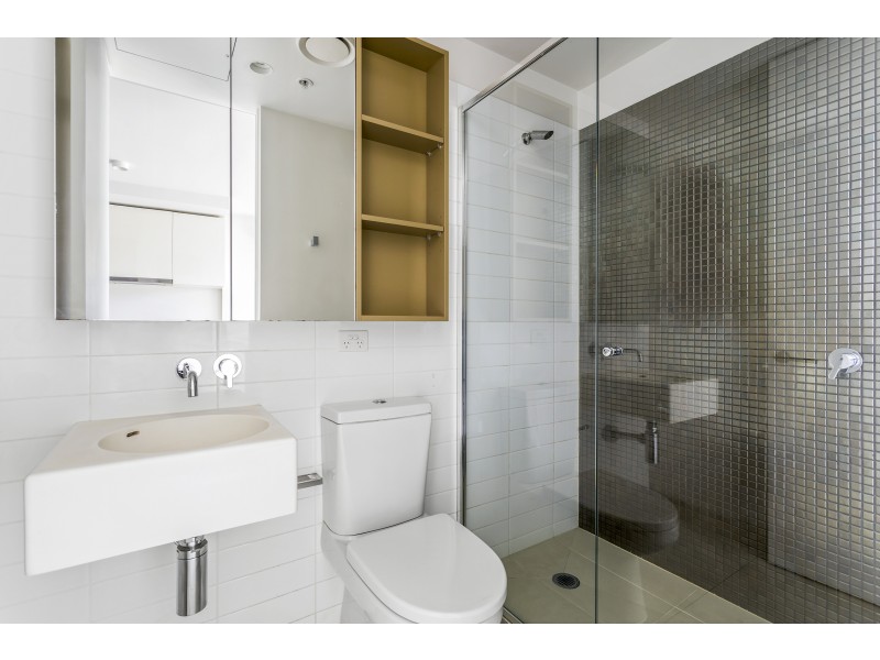 504/33 Mackenzie Street, Melbourne VIC 3000