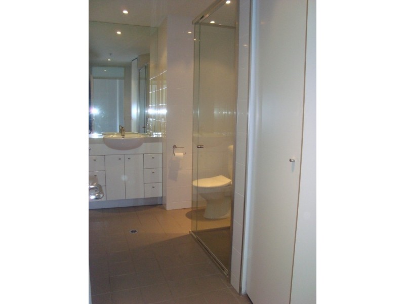 1008/422 Collins Street, Melbourne VIC 3000