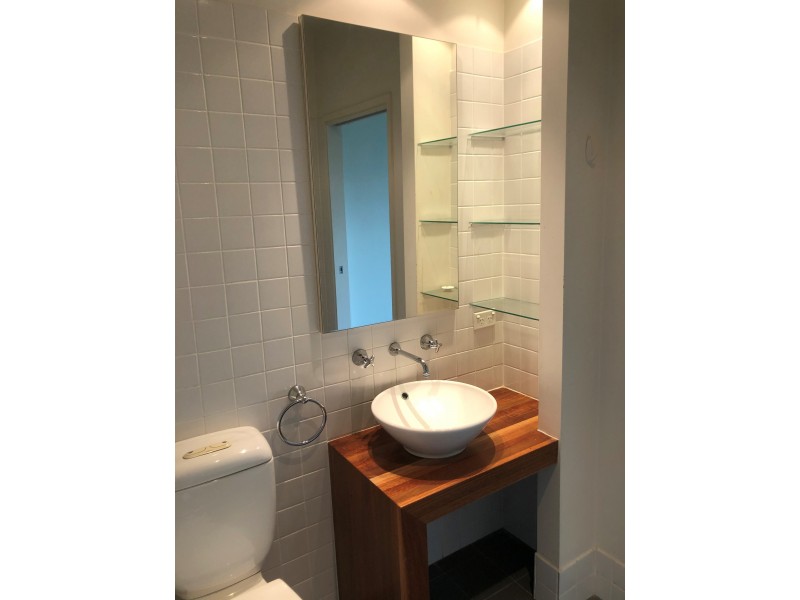 104/166 Wellington Parade, East Melbourne VIC 3002