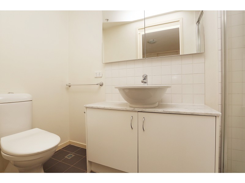 17/327 Dandenong Road, Prahran VIC 3181