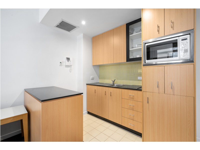 33/394 Collins Street, Melbourne VIC 3000