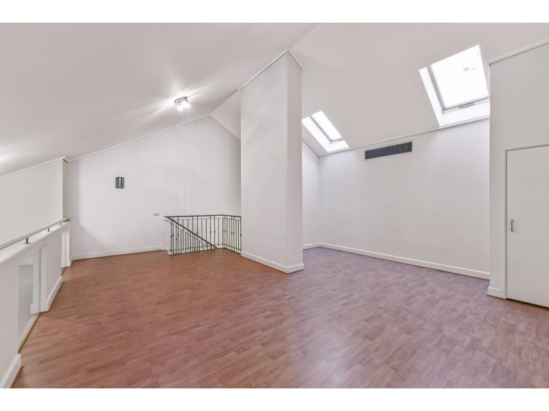 40/201 Wellington Parade South, East Melbourne VIC 3002