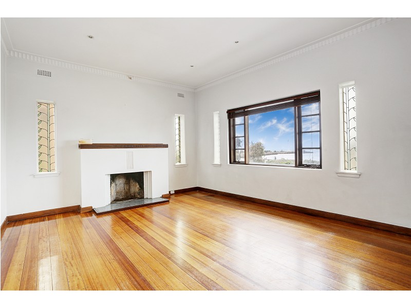 4/18 Marine Parade, St Kilda VIC 3182