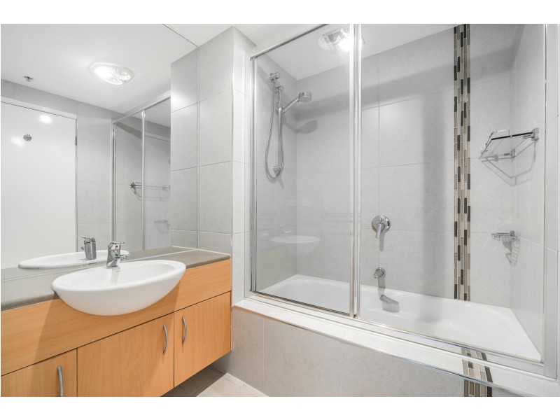 122/200 Smithfield Road, Flemington VIC 3031