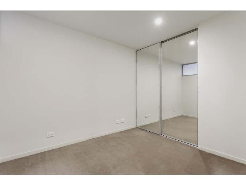 2202/5 Sutherland Street, Melbourne VIC 3000