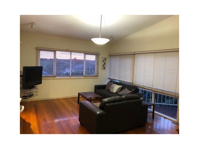 35 Clifton Street, Aberfeldie VIC 3040