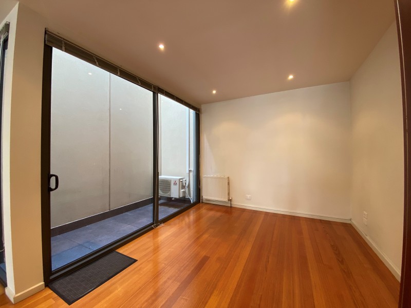 102 Cardigan Street, Carlton VIC 3053