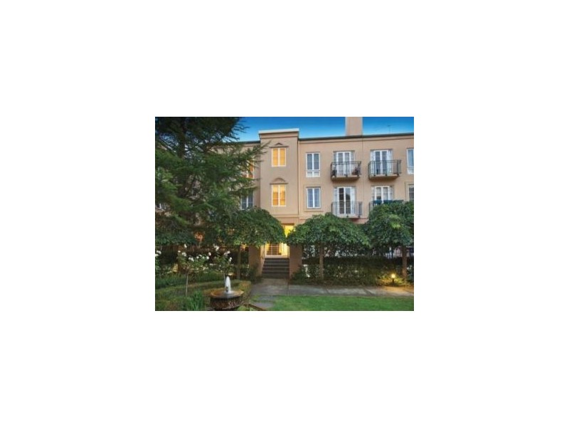 37B/211 Wellington Parade South, East Melbourne VIC 3002